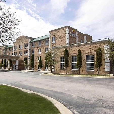 Comfort Inn & Suites Grafton-Cedarburg Εξωτερικό φωτογραφία