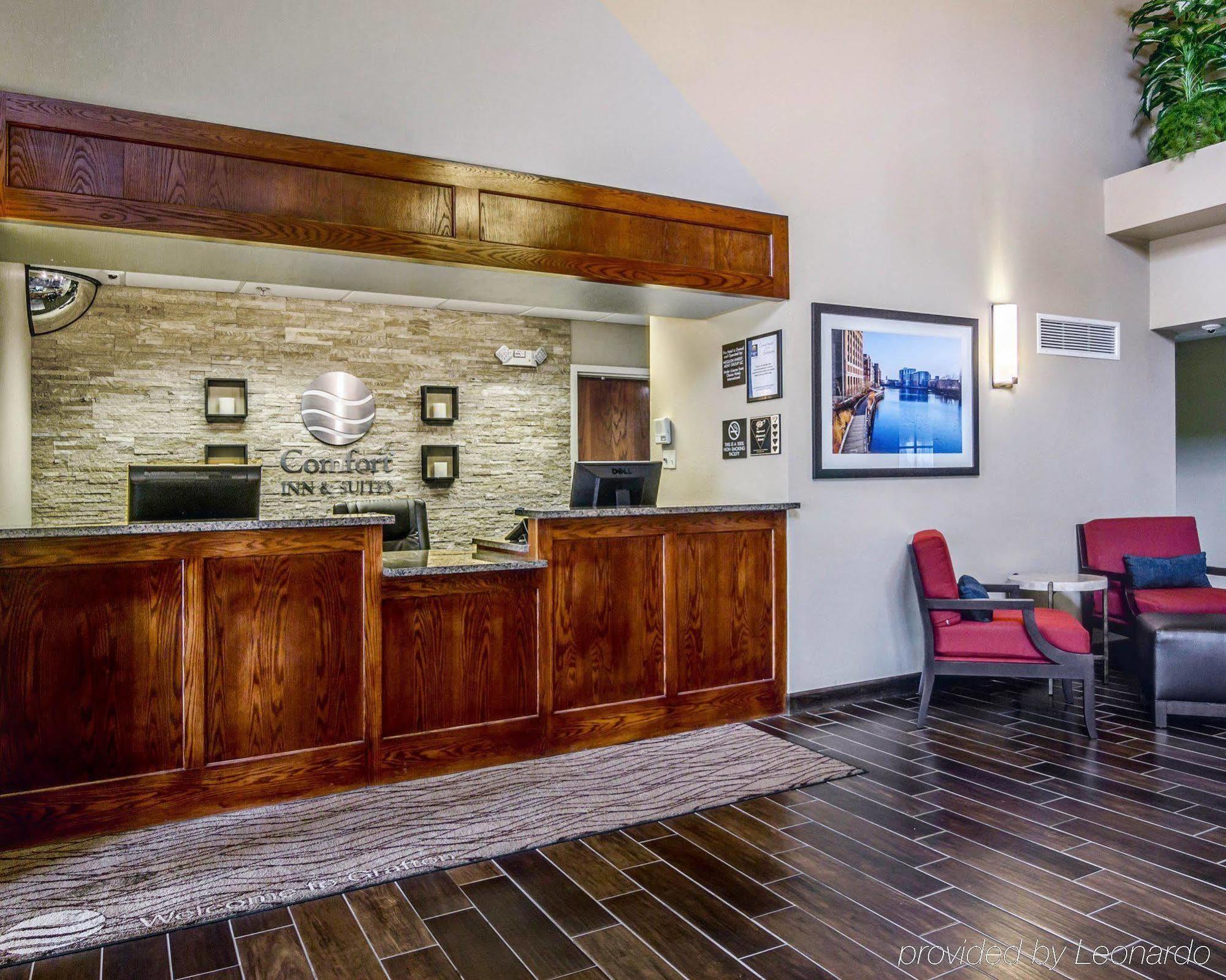 Comfort Inn & Suites Grafton-Cedarburg Εξωτερικό φωτογραφία