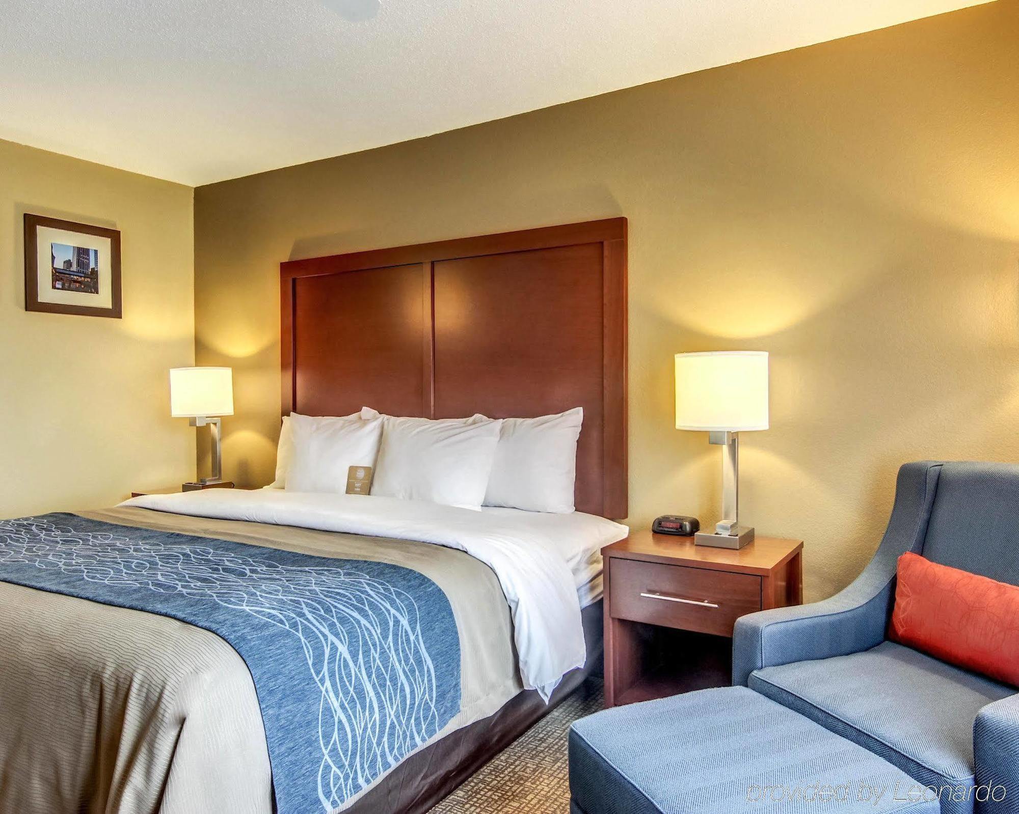 Comfort Inn & Suites Grafton-Cedarburg Εξωτερικό φωτογραφία